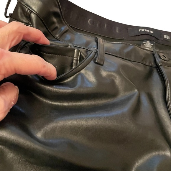 Torrid Plus Size - Perfect Skinny Faux Leather Mid Rise Pant-Size 18Regular - Picture 6 of 14